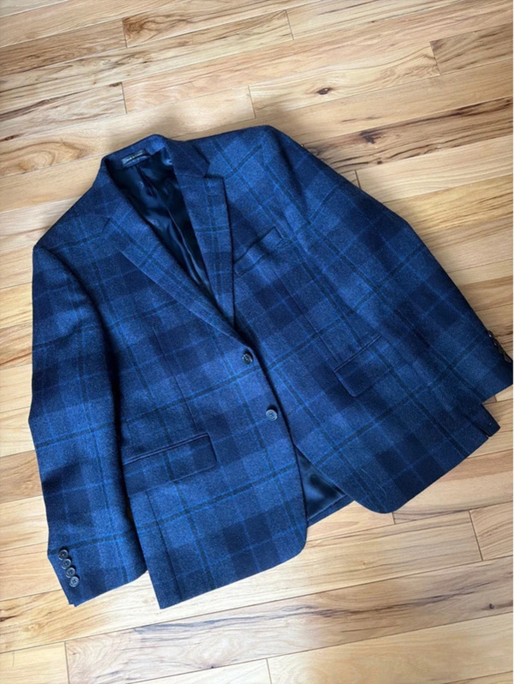 Men’s beautiful Ralph Lauren wool plaid sports coat 42S